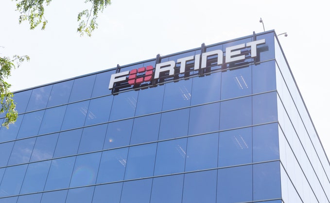 Fünf neue Schwachstellen bei Fortinet